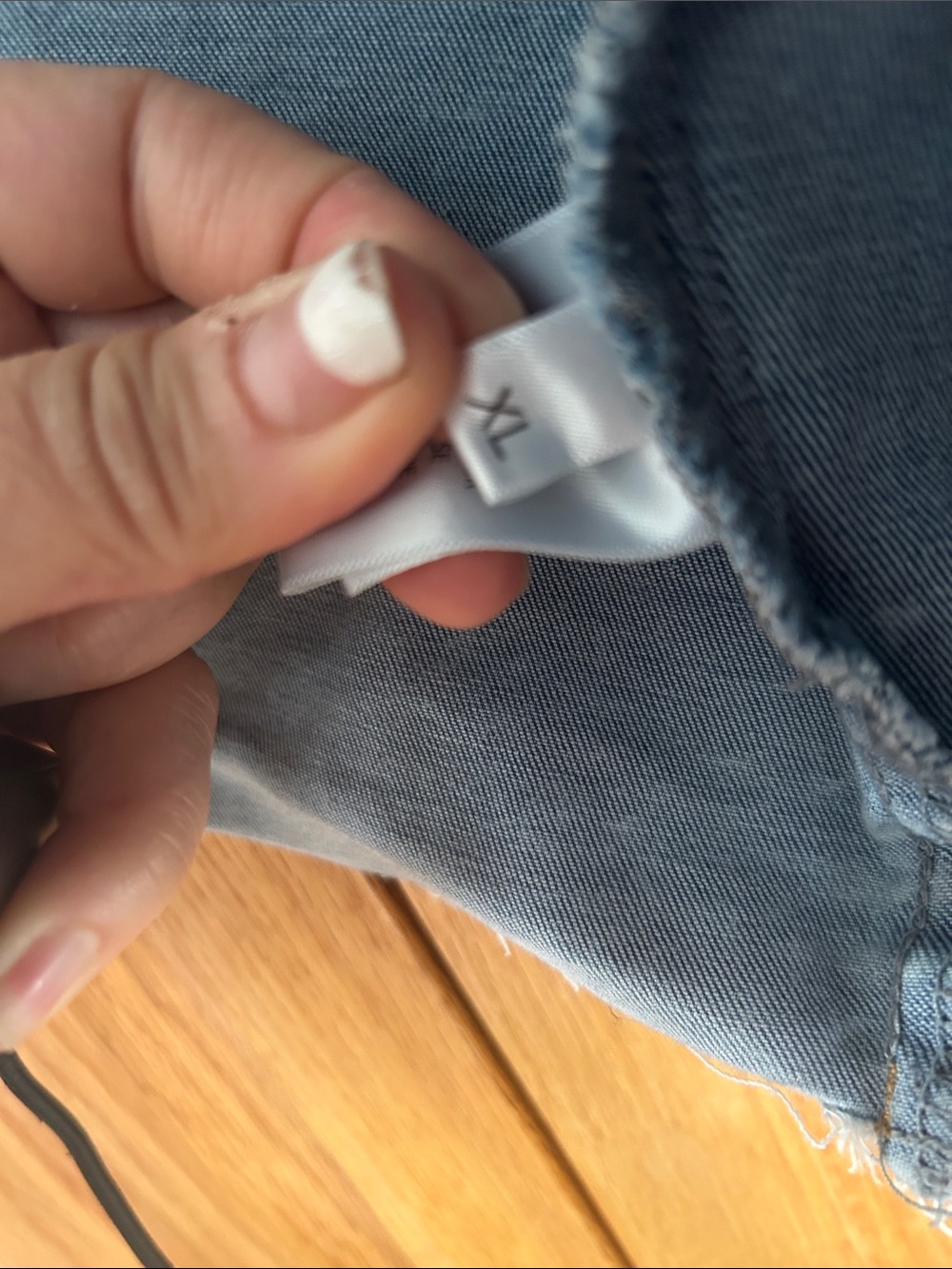 Cropped Light Blue Denim Jacket - Women - Picture 8 of 10